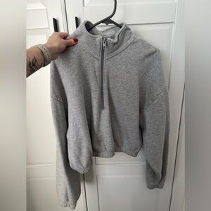 Aritzia sweater 1/4 zip heathered grey
